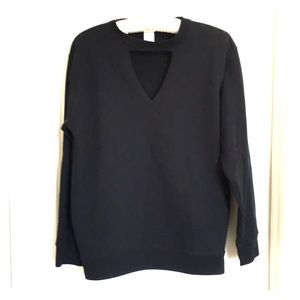 Cutout choker sweatshirt